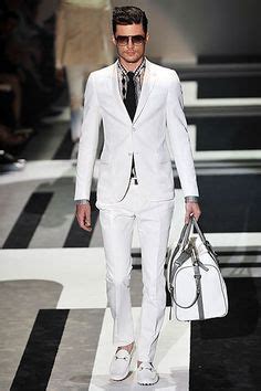 all white gucci suit